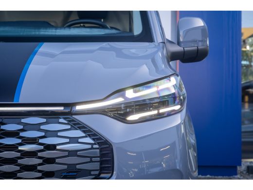 Ford E-Transit Custom 340 L2H1 Sport 71 kWh | Camera | Apple Carplay/Android Auto | Cruise adaptief | Stuur/stoel/voorr... ActivLease financial lease