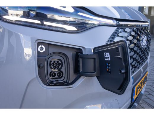 Ford E-Transit Custom 340 L2H1 Sport 71 kWh | Camera | Apple Carplay/Android Auto | Cruise adaptief | Stuur/stoel/voorr... ActivLease financial lease