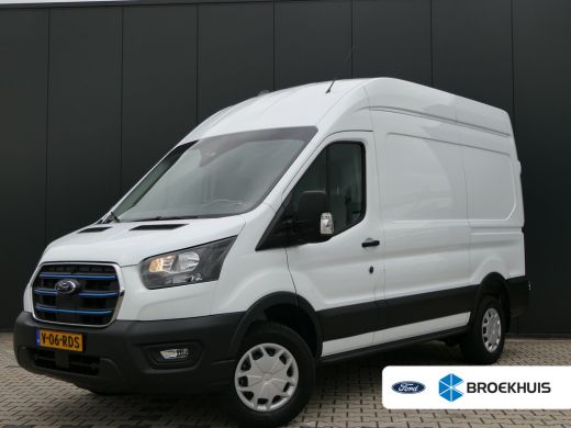 Ford E-Transit 350 L2H3 Trend 68 kWh | Laadruimte Pakket | Navigatie | Stoelverwarming | Bijrijdersbank | CarPla... ActivLease financial lease