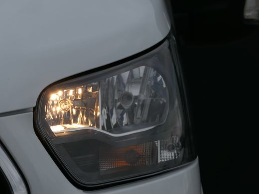 Ford E-Transit 350 L2H3 Trend 68 kWh | Laadruimte Pakket | Navigatie | Stoelverwarming | Bijrijdersbank | CarPla... ActivLease financial lease
