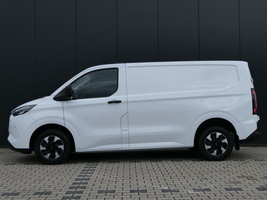 Ford E-Transit Custom 320 L1H1 Trend 71 kWh 218pk | Camera | LED | CarPlay/Android Auto | Stoel/Stuurverwarming | Bijri... ActivLease financial lease