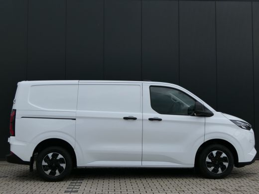 Ford E-Transit Custom 320 L1H1 Trend 71 kWh 218pk | Camera | LED | CarPlay/Android Auto | Stoel/Stuurverwarming | Bijri... ActivLease financial lease