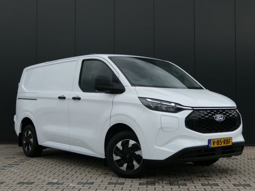 Ford E-Transit Custom 320 L1H1 Trend 71 kWh 218pk | Camera | LED | CarPlay/Android Auto | Stoel/Stuurverwarming | Bijri... ActivLease financial lease