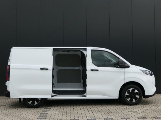 Ford E-Transit Custom 320 L1H1 Trend 71 kWh 218pk | Camera | LED | CarPlay/Android Auto | Stoel/Stuurverwarming | Bijri... ActivLease financial lease