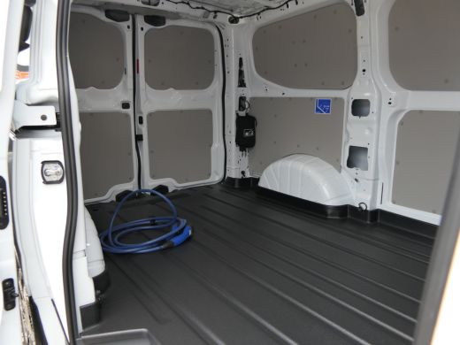 Ford E-Transit Custom 320 L1H1 Trend 71 kWh | Camera | Cruise Control | CarPlay/Android Auto | Bijrijdersbank | ActivLease financial lease