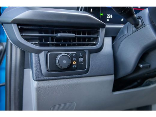 Ford E-Transit Custom Transit E-Custom Sport 340 L2 | Camera | 17'L.M. Velgen | Voorruit/Stoel verwarming | Camera | Cr... ActivLease financial lease