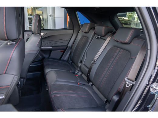 Ford Kuga 2.5 PHEV ST-Line X | Demo | Pano | Adaptive Cruise | Trekhaak Elek | Panoramadak Elek. | Elektris... ActivLease financial lease