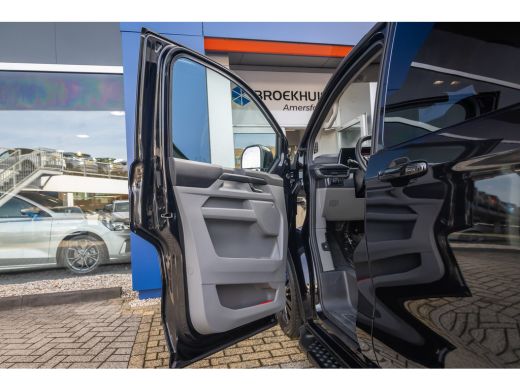 Ford Transit Custom 320 2.5 PHEV L2H1 Limited Black Platinum Dubbel Cabine | DEMO-DEAL | 360 camera | Leder | Cruise ... ActivLease financial lease