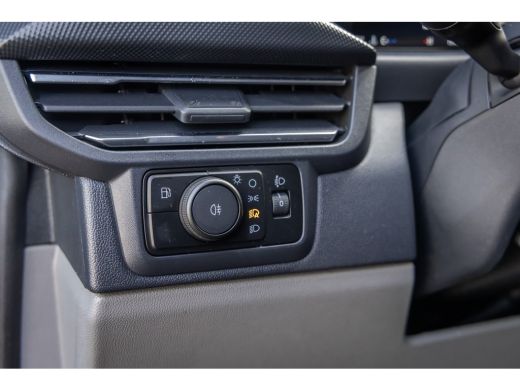 Ford Transit Custom 320 2.5 PHEV L2H1 Limited Black Platinum Dubbel Cabine | DEMO-DEAL | 360 camera | Leder | Cruise ... ActivLease financial lease