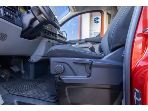 Ford Transit Custom 320 2.5 PHEV L2H1 Limited | Camera | Apple Carplay/Android Auto | Cruise adaptief | Keyless entry... ActivLease financial lease