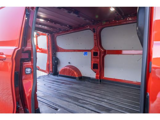 Ford Transit Custom 320 2.5 PHEV L2H1 Limited | Camera | Apple Carplay/Android Auto | Cruise adaptief | Keyless entry... ActivLease financial lease