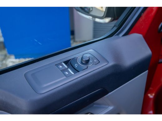 Ford Transit Custom 320 2.5 PHEV L2H1 Limited | Camera | Apple Carplay/Android Auto | Cruise adaptief | Keyless entry... ActivLease financial lease