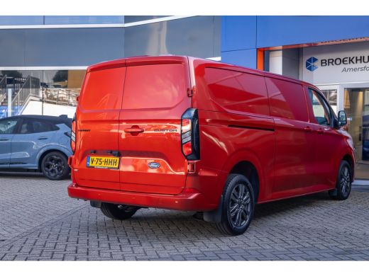 Ford Transit Custom 320 2.5 PHEV L2H1 Limited | Camera | Apple Carplay/Android Auto | Cruise adaptief | Keyless entry... ActivLease financial lease
