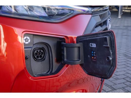 Ford Transit Custom 320 2.5 PHEV L2H1 Limited | Camera | Apple Carplay/Android Auto | Cruise adaptief | Keyless entry... ActivLease financial lease