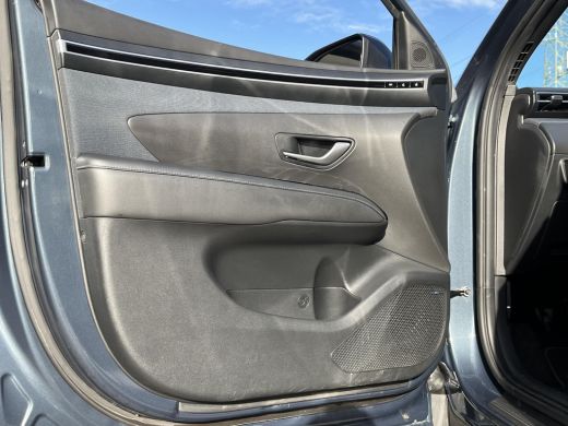 Hyundai Tucson 1.6 T-GDI PHEV Premium Sky 4WD | Schuif-/kanteldak | Stoelverwarming V+A | Stuurverwarming | 360&deg;... ActivLease financial lease