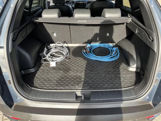 Hyundai Tucson 1.6 T-GDI PHEV Premium Sky 4WD | Schuif-/kanteldak | Stoelverwarming V+A | Stuurverwarming | 360&deg;... ActivLease financial lease
