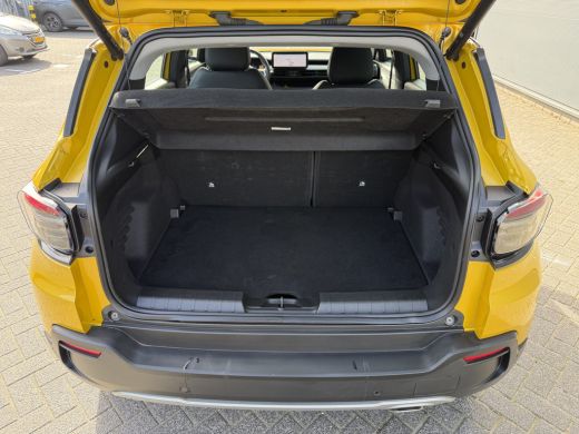 Jeep Avenger 100pk Altitude (Camera - Keyless Entry - Adaptieve Cruise Controle - Elektrische Klep - JBL - LED... ActivLease financial lease