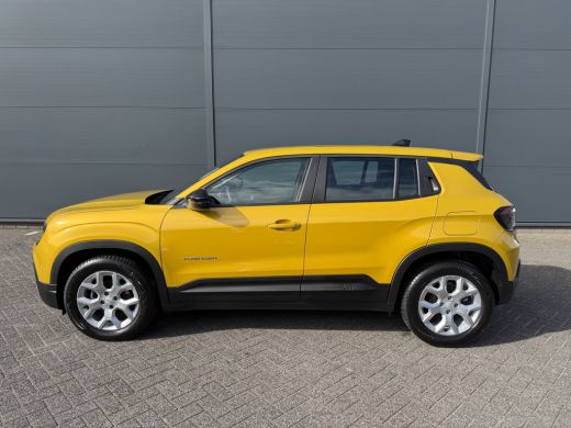 Jeep Avenger 100pk Altitude (Camera - Keyless Entry - Adaptieve Cruise Controle - Elektrische Klep - JBL - LED... ActivLease financial lease