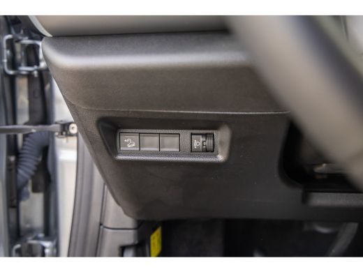 Jeep Avenger Altitude 54 kWh | Adaptive Cruise Control | Parkeersensoren achter | Full-LED koplampen | Apple C... ActivLease financial lease