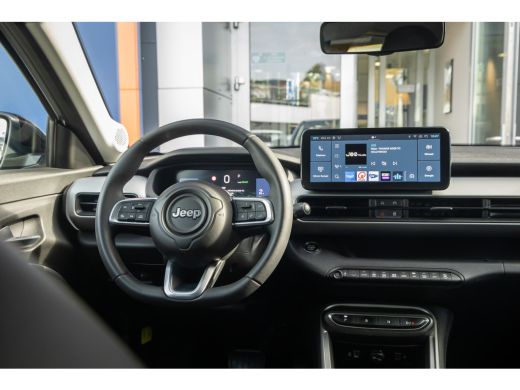 Jeep Avenger Altitude 54 kWh | Adaptive Cruise Control | Parkeersensoren achter | Full-LED koplampen | Apple C... ActivLease financial lease