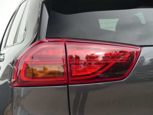Kia e-Niro DynamicLine 64 kWh | SOH 92% | ADAPTIVE CRUISE | CAMERA | PARKEERSENSOREN | NAVI | LMV 17" | APPL... ActivLease financial lease