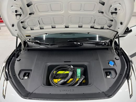 Lynk & Co 02 More 66 kWh | ORIGINEEL NEDERLANDSE AUTO | 445 km elektrisch bereik | 360&ordm; Camera | Harman/Kardon... ActivLease financial lease
