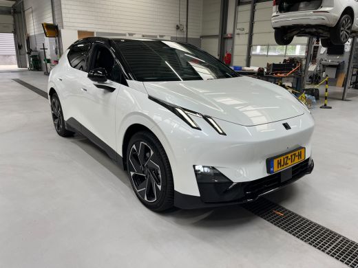 Lynk & Co 02 More 66 kWh | ORIGINEEL NEDERLANDSE AUTO | 445 km elektrisch bereik | 360&ordm; Camera | Harman/Kardon... ActivLease financial lease