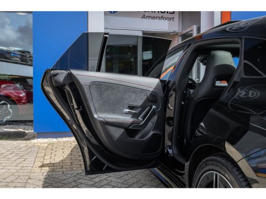 Mercedes-Benz CLA Shooting Brake 180 Business Solution AMG | Panoramadak | Stoelverwarming | Apple Carplay/Android ... ActivLease financial lease