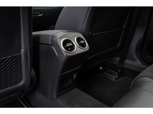 Mercedes-Benz CLA Shooting Brake 180 Business Solution AMG | Panoramadak | Stoelverwarming | Apple Carplay/Android ... ActivLease financial lease
