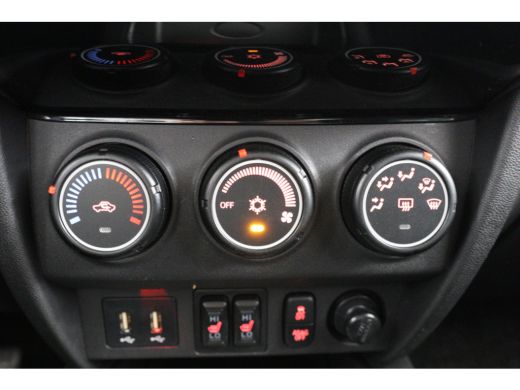Mitsubishi ASX 2.0 Pure | Automaat! | Dealer Onderhouden! | 1e Eigenaar! | Stoelverwarming | Camera | LED | Airc... ActivLease financial lease