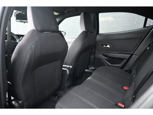 Opel Mokka-e Edition 54 kWh 156pk | Navigatie | Climate Control | Dodehoekdetectie | Achteruitrijcamera | Draa... ActivLease financial lease