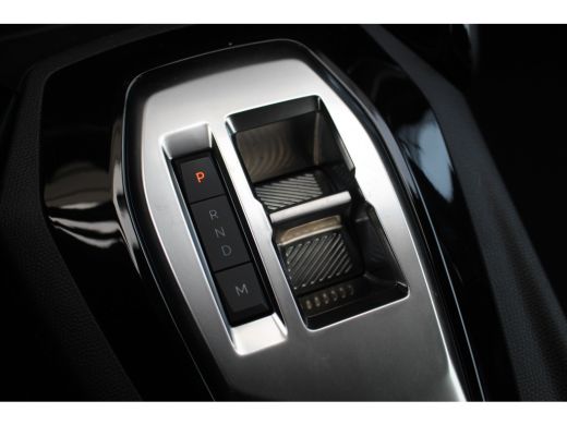 Peugeot 2008 1.2 Hybrid 145 Style | Climate & Cruise C. | CarPlay | LED | DAB + | | Climate & Cruise C. | CarP... ActivLease financial lease