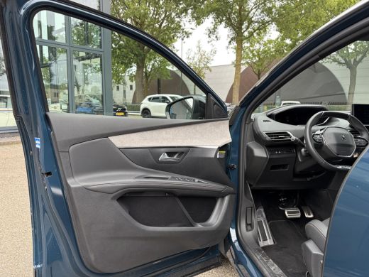 Peugeot 5008 1.2 GT HYBRID 136 7 PERSOONS| VAN:33.900,- VOOR:29.877,- UW HERFSTVOORDEEL:4.023,-| ADAPTIVE CRUI... ActivLease financial lease
