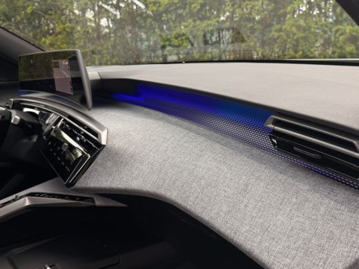 Peugeot 5008 Plug-in Hybrid 225 GT Exclusive 5p | 8 Jaar Garantie | Schuifdak | Adapt. Cruise | Nappa Leder | ... ActivLease financial lease