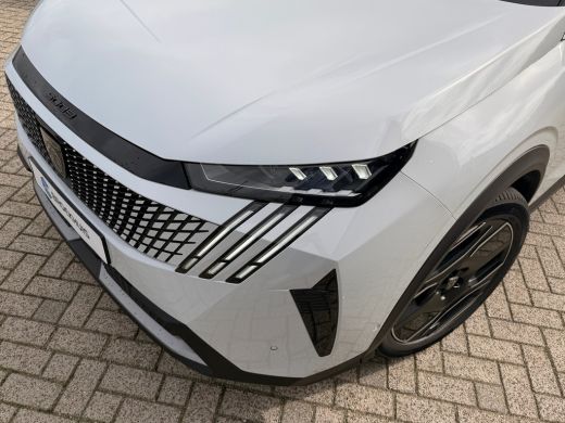 Peugeot 5008 Plug-in Hybrid 225 GT Exclusive 5p | 8 Jaar Garantie | Schuifdak | Adapt. Cruise | Nappa Leder | ... ActivLease financial lease