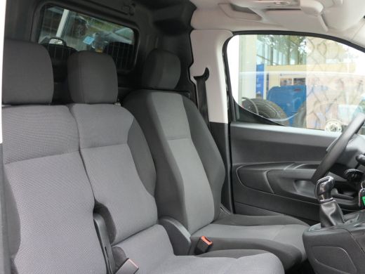 Peugeot Partner 1.5 BlueHDI Premium | Lichtmetalen Velgen | Bijrijdersbank | CarPlay/Android Auto | Schuifdeur | ... ActivLease financial lease