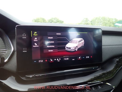 Skoda Octavia Combi 1.5 e-TSI / ACC / CARPLAY / KEYLESS / CAMERA / SFEERVERLICHTING ActivLease financial lease