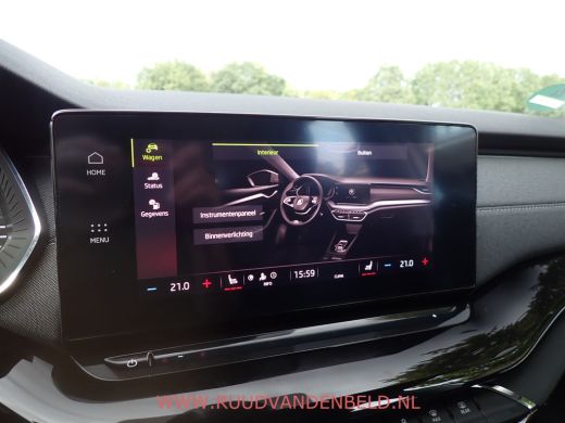 Skoda Octavia Combi 1.5 e-TSI / ACC / CARPLAY / KEYLESS / CAMERA / SFEERVERLICHTING ActivLease financial lease