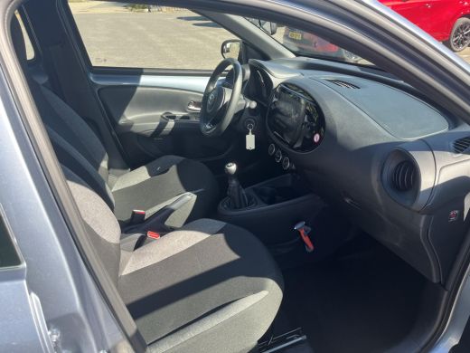 Toyota Aygo 1.0 VVT-i MT Play | Airco | Apple CarPlay / Android Auto | ActivLease financial lease