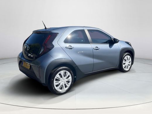 Toyota Aygo 1.0 VVT-i MT Play | Airco | Apple CarPlay / Android Auto | ActivLease financial lease
