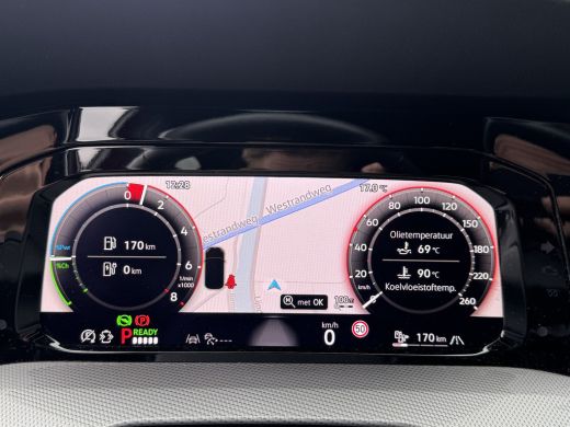 Volkswagen Golf 1.5 eHybrid 204PK PHEV 50 JAREN EDITIE CAMERA/ALCANTARA/TREKHAAK/HEAD-UP ActivLease financial lease
