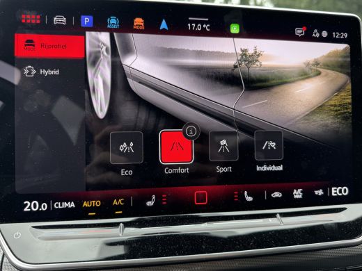 Volkswagen Golf 1.5 eHybrid 204PK PHEV 50 JAREN EDITIE CAMERA/ALCANTARA/TREKHAAK/HEAD-UP ActivLease financial lease