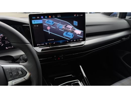 Volkswagen Golf 1.5 eHybrid 272pk GTE | Trekhaak | Achteruitrijcamera | Adaptive Cruise | Head-up | Carplay | 17" | ActivLease financial lease