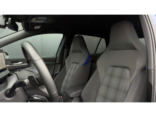 Volkswagen Golf 1.5 eHybrid 272pk GTE | Trekhaak | Achteruitrijcamera | Adaptive Cruise | Head-up | Carplay | 17" | ActivLease financial lease