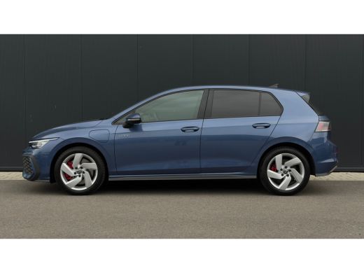Volkswagen Golf 1.5 eHybrid 272pk GTE | Trekhaak | Achteruitrijcamera | Adaptive Cruise | Head-up | Carplay | 17" | ActivLease financial lease