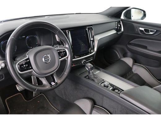 Volvo  S60 2.0 T4 R-Design | Dealer Onderhouden! | Trekhaak | Open Dak | Memory Zetels | LED | Stoel/Stuurve... ActivLease financial lease