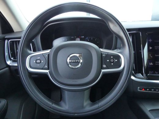 Volvo  V60 2.0 B3 Momentum Advantage | Achteruitrijcamera | Apple Carplay/Android Auto|telefoonintegratie pr... ActivLease financial lease