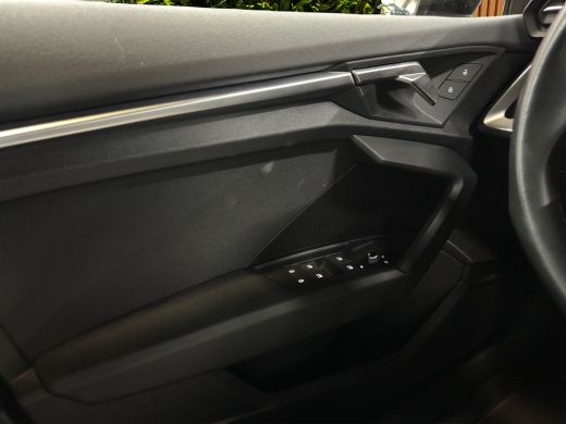 Audi A3 Sportback 30 TFSI Advanced edition | Adaptive Cruise | Zwart optiek | Sportstoelen | LED | Stoelv... ActivLease financial lease