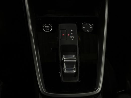 Audi A3 Sportback 30 TFSI Advanced edition | Adaptive Cruise | Zwart optiek | Sportstoelen | LED | Stoelv... ActivLease financial lease