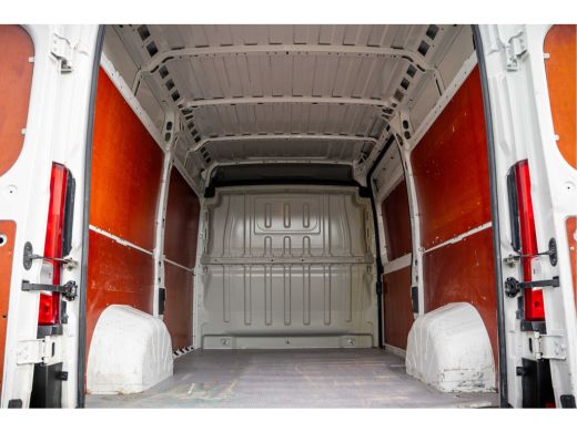 Citroën Jumper 2.2 BlueHDi 140 L2H2 | Camera | Cruise | 1e Eigenaar | Navi | Airco | Trekhaak ActivLease financial lease